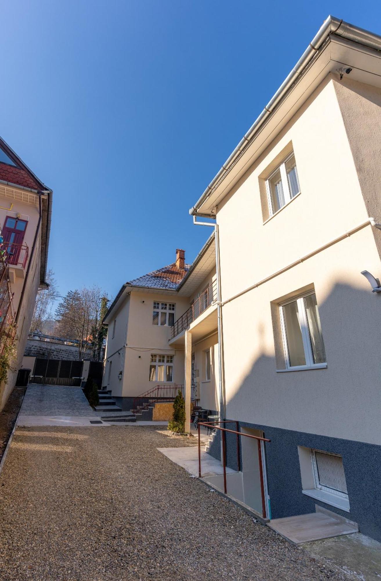 Crisan Residence - Vila Crisan Braşov Buitenkant foto