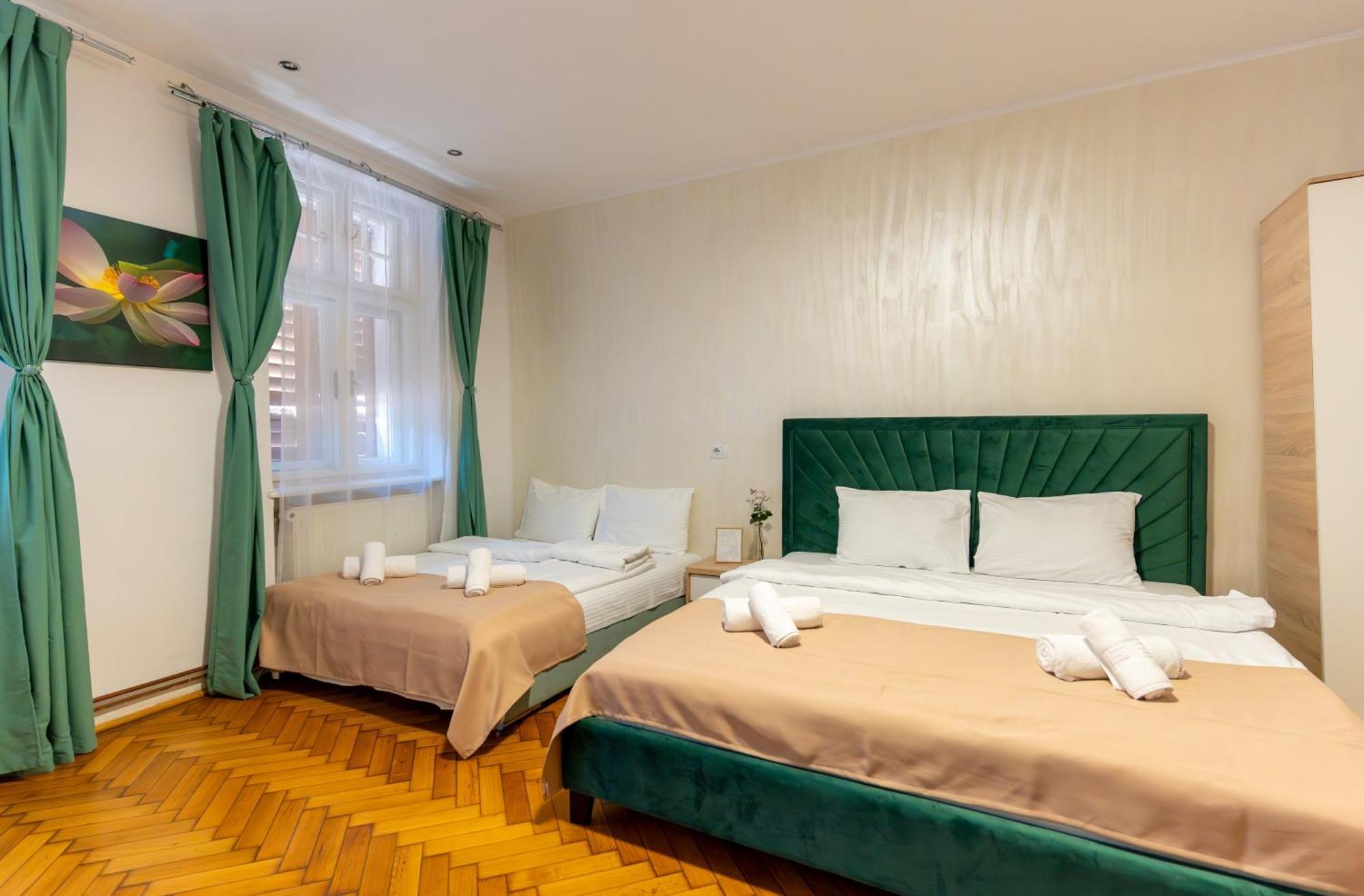 Crisan Residence - Vila Crisan Braşov Buitenkant foto