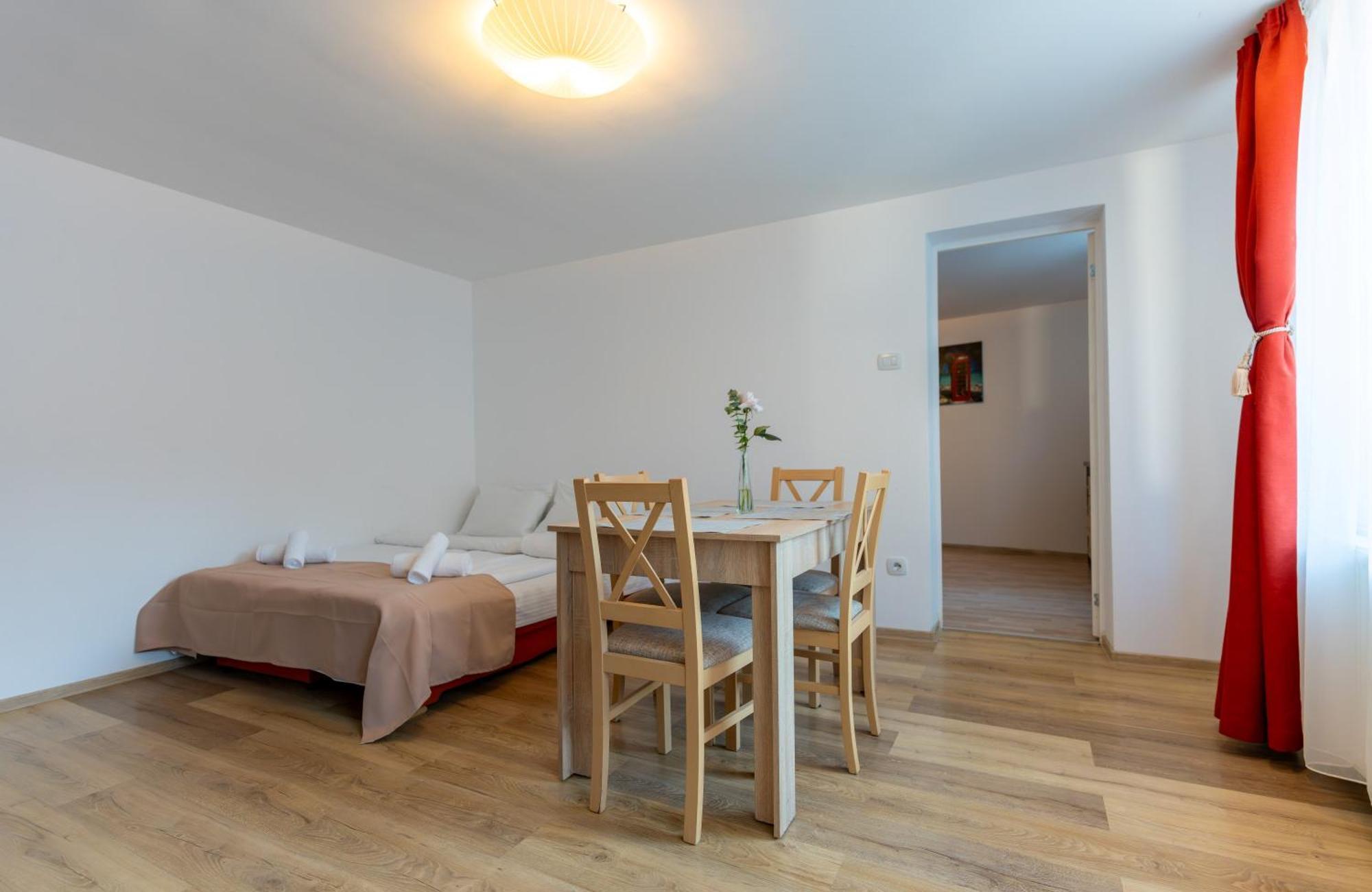Crisan Residence - Vila Crisan Braşov Buitenkant foto