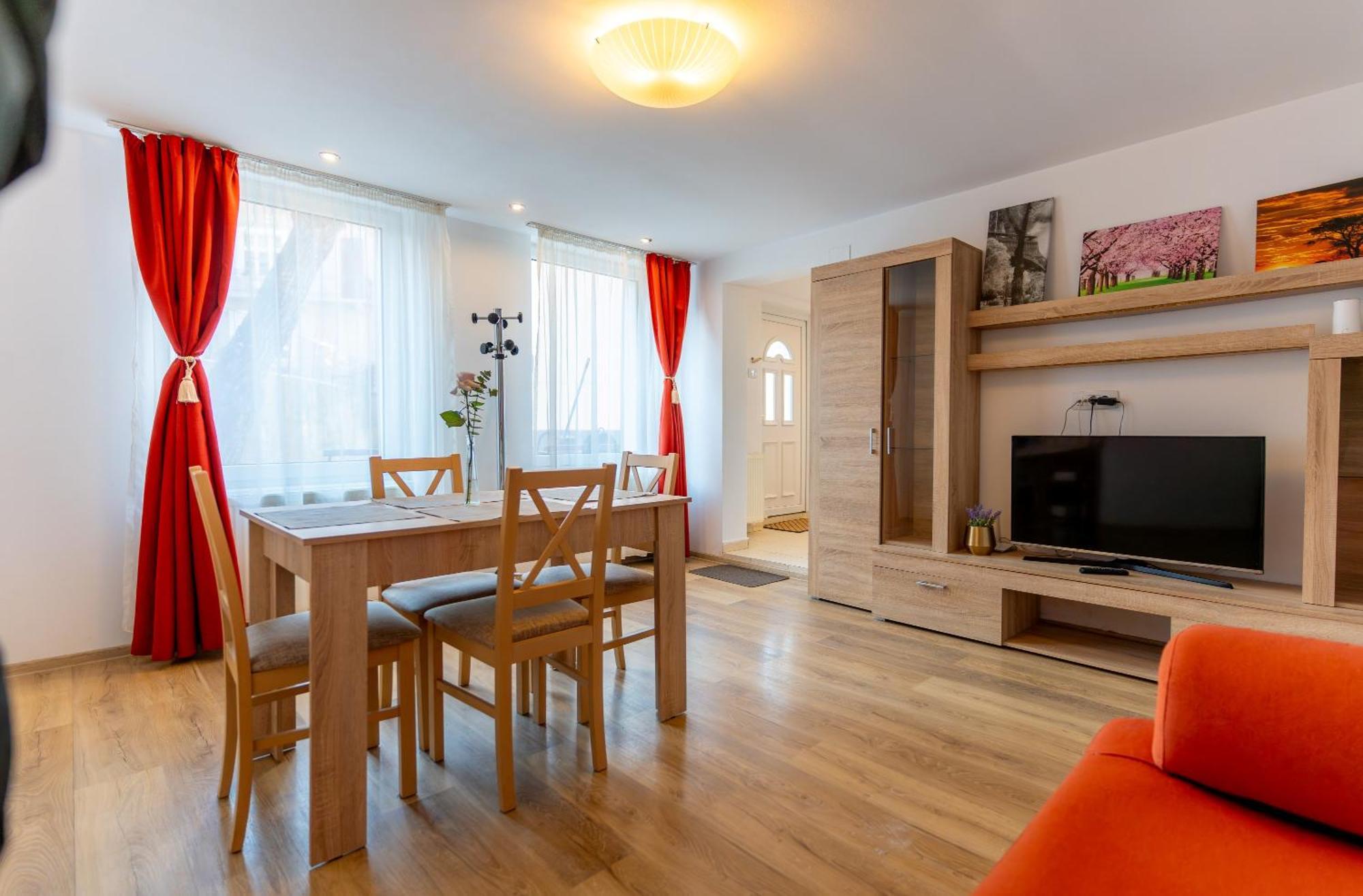 Crisan Residence - Vila Crisan Braşov Buitenkant foto