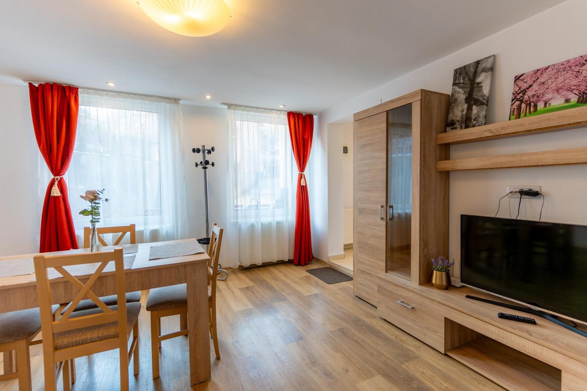 Crisan Residence - Vila Crisan Braşov Buitenkant foto