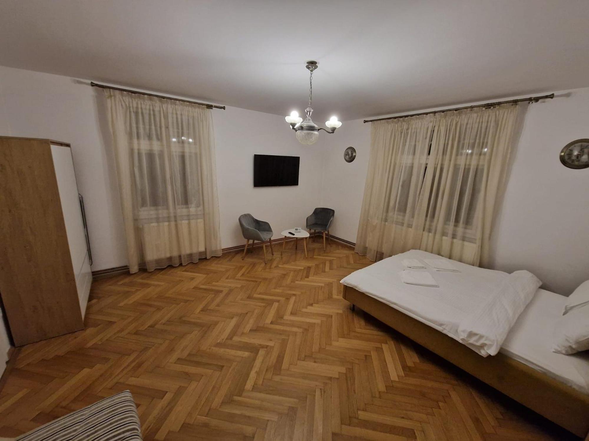 Crisan Residence - Vila Crisan Braşov Buitenkant foto